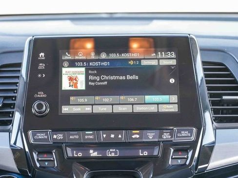 Certified 2023 Honda Odyssey Touring image 16