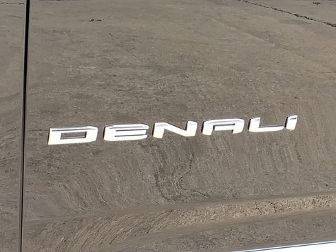 New 2026 GMC Yukon Denali w/ Sun & Power Step Package image 11