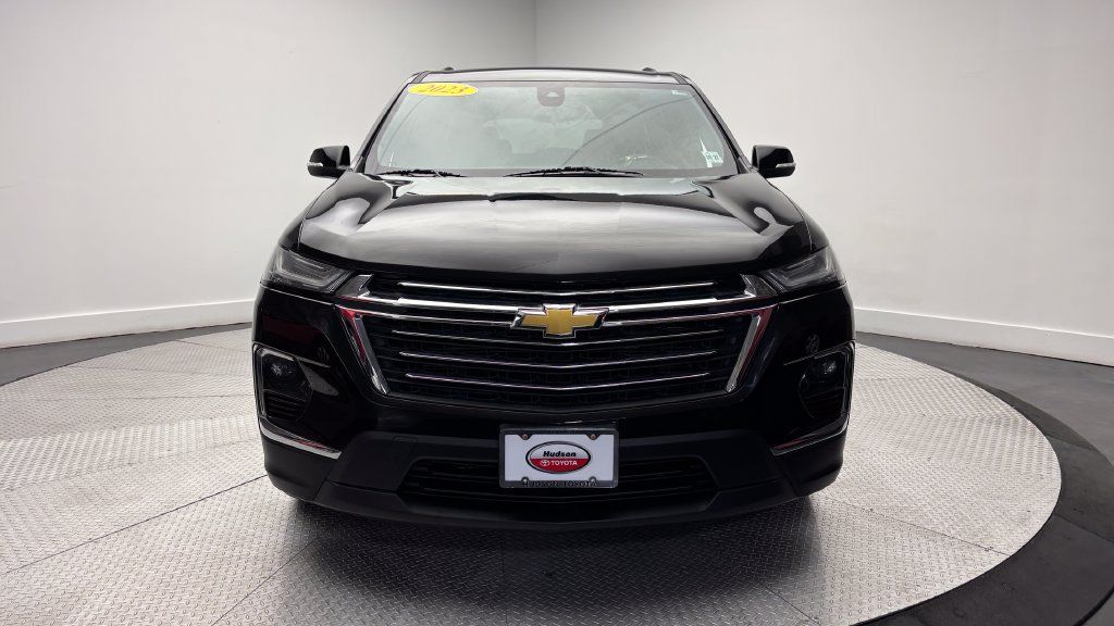 Used 2023 Chevrolet Traverse LT w/ LPO, Floor Liner Package AWD/4WD image 44