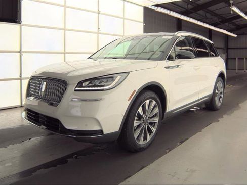 Used 2022 Lincoln Corsair Reserve w/ Equipment Group 201A AWD/4WD image 2