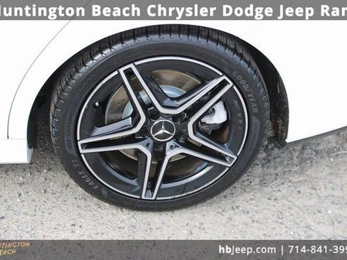 Used 2022 Mercedes-Benz CLA 35 AMG 4MATIC image 12