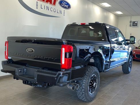 New 2026 Ford F350 Lariat w/ Tremor Off-Road Package AWD/4WD image 7