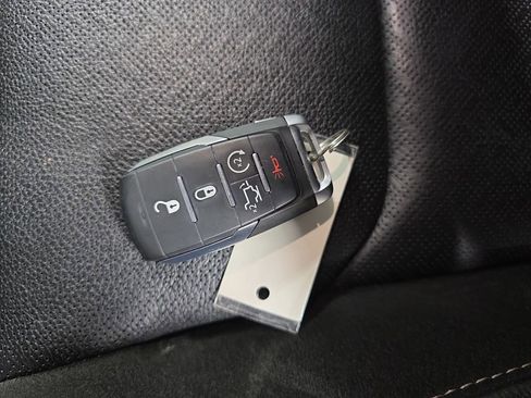 Used 2023 RAM 1500 Laramie image 34