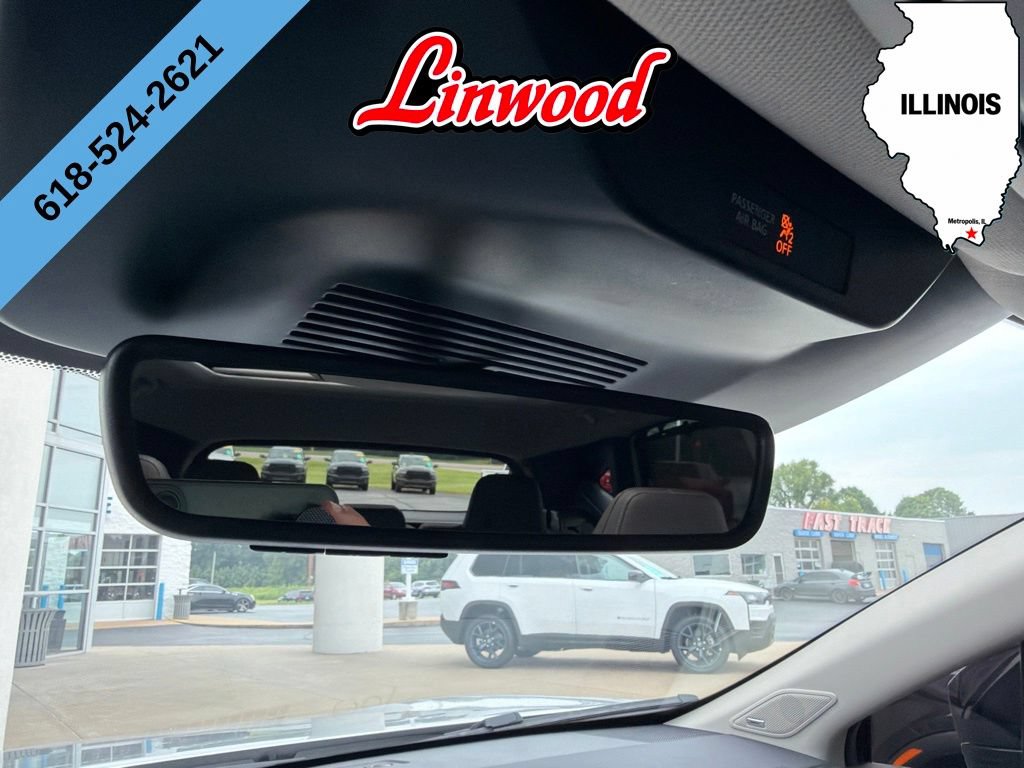 Used 2025 Nissan Murano Platinum w/ Cargo Package AWD/4WD image 38