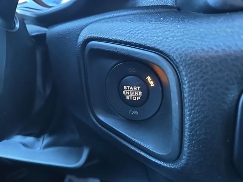 Used 2024 Jeep Wrangler Sport image 57