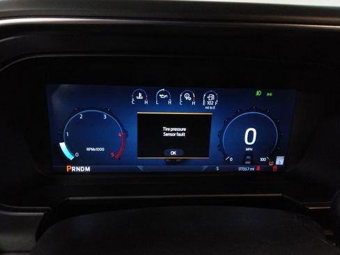 Used 2024 Ford F250 Platinum image 17