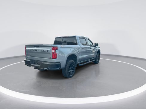 Used 2024 Chevrolet Silverado 1500 LT Trail Boss w/ Convenience Package II AWD/4WD image 9
