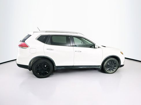 Used 2016 Nissan Rogue S w/ Appearance Package FWD image 10