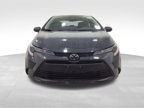Used 2024 Toyota Corolla LE w/ LE Convenience Package image 7