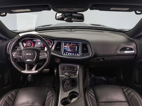 Used 2015 Dodge Challenger SRT Hellcat image 2