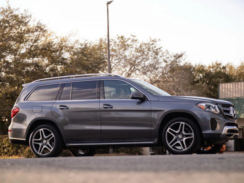 Used 2017 Mercedes-Benz GLS 450 4MATIC image 18