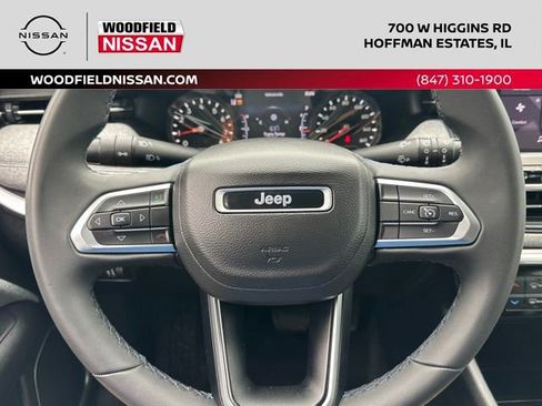 Used 2022 Jeep Compass Latitude AWD/4WD image 41