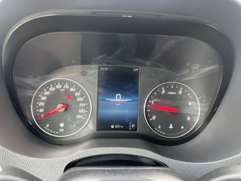 Used 2025 Mercedes-Benz Sprinter 2500 image 19