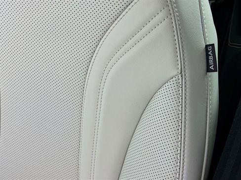 Used 2024 Ford Mustang Mach-E Premium image 24