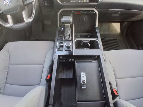 Used 2025 Toyota Tundra SR5 AWD/4WD image 12