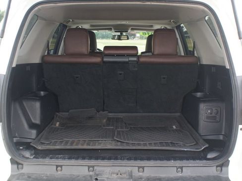 Used 2016 Toyota 4Runner Limited AWD/4WD image 18