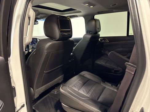 Used 2017 GMC Yukon Denali AWD/4WD image 32