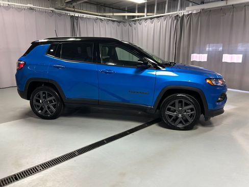 New 2026 Jeep Compass Limited image 8