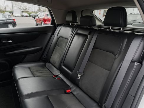 Used 2024 Nissan Ariya AWD image 20