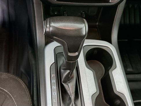 Used 2021 Chevrolet Colorado LT w/ Fleet Safety Package image 24