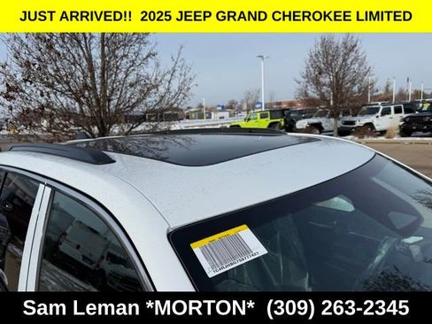 New 2025 Jeep Grand Cherokee Limited image 8