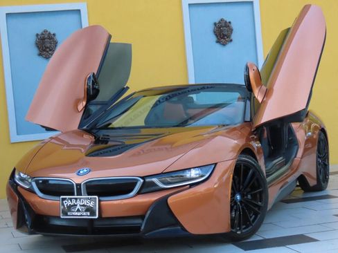 Used 2019 BMW i8 Roadster AWD/4WD image 4