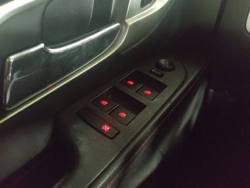Used 2015 GMC Terrain SLE FWD image 27