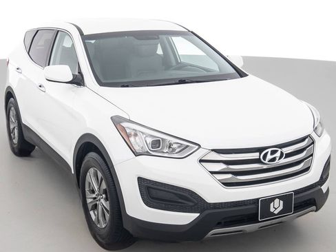 Used 2016 Hyundai Santa Fe Sport FWD image 1
