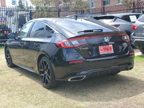 Used 2024 Honda Civic Sport Touring image 5