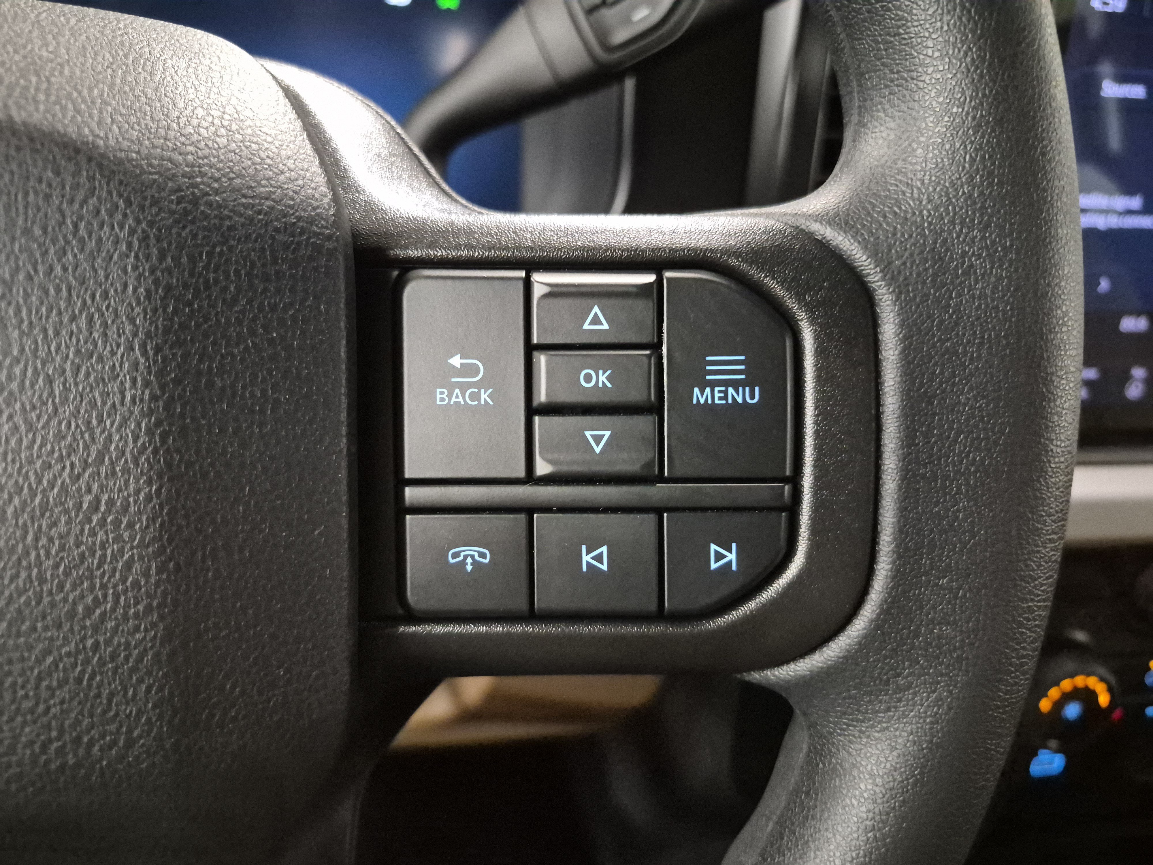 New 2027 Ford F350 XLT w/ XLT Premium Package RWD image 17