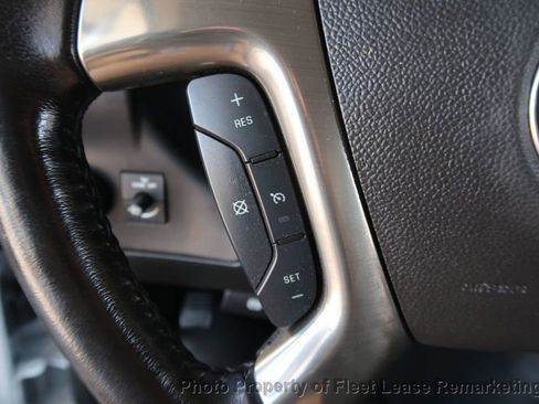 Used 2019 Chevrolet Express 3500 w/ Power Convenience Package RWD image 30