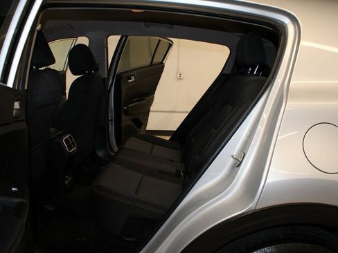Used 2019 Kia Sportage LX image 17