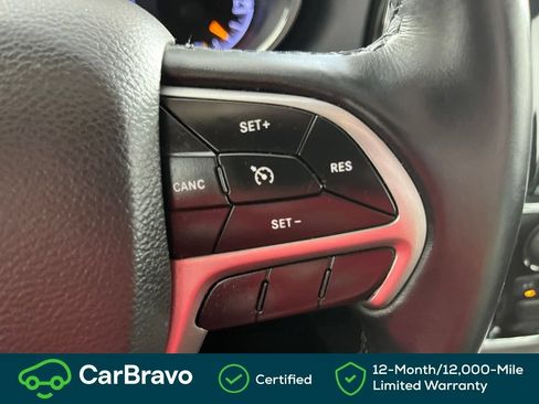 Used 2022 Jeep Grand Cherokee Limited AWD/4WD image 24
