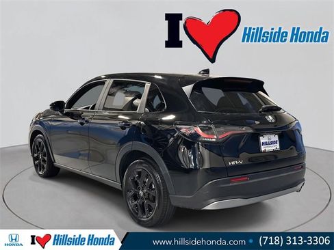 Certified 2023 Honda HR-V Sport image 2