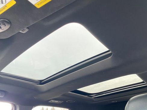 Used 2017 Ford Explorer Sport image 22