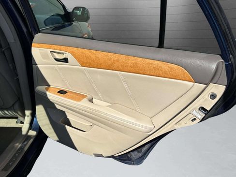 Used 2006 Toyota Avalon Limited image 24