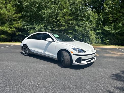 Used 2023 Hyundai Ioniq 6 Limited AWD/4WD image 3