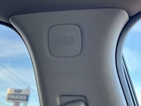 Used 2019 Subaru Crosstrek 2.0i Premium w/ Eyesight System image 34