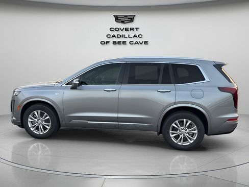 New 2025 Cadillac XT6 Luxury image 6