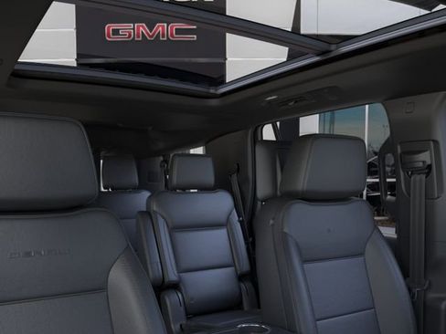 New 2026 GMC Yukon Denali w/ Denali Reserve Package AWD/4WD image 24