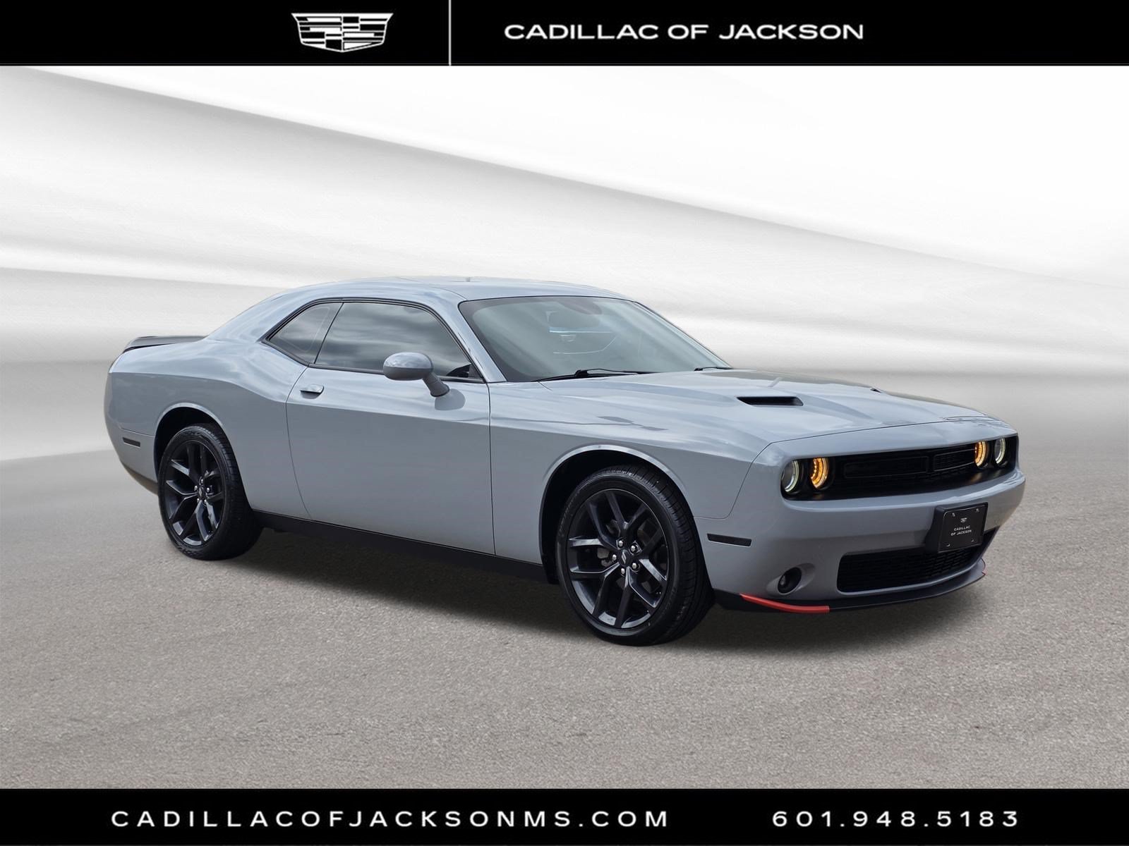 Used 2022 Dodge Challenger SXT w/ Blacktop Package RWD image 3