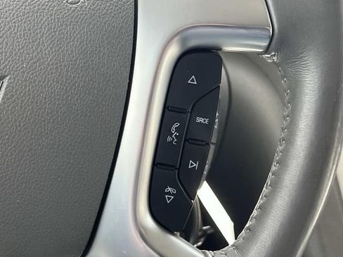 Used 2016 Chevrolet Traverse LTZ AWD/4WD image 25