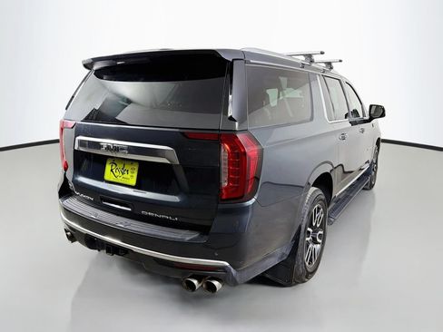 Used 2021 GMC Yukon XL Denali w/ Denali Premium Package AWD/4WD image 6