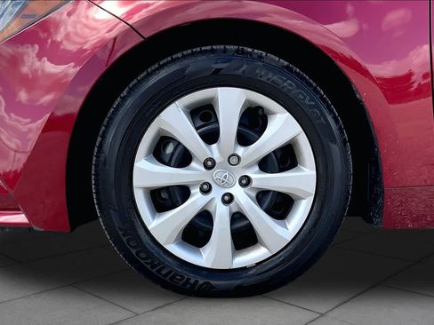 Used 2026 Toyota Corolla LE FWD image 11