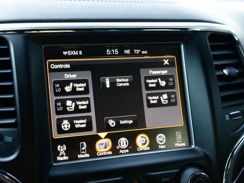 Used 2017 Jeep Grand Cherokee Overland w/ Jeep Active Safety Group image 38