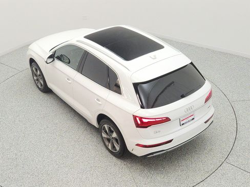 Used 2023 Audi Q5 2.0T Premium w/ Convenience Package AWD/4WD image 28
