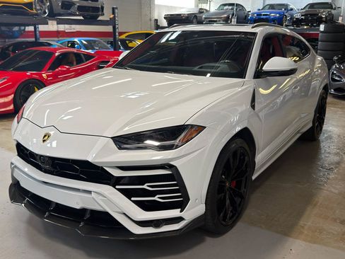 Used 2020 Lamborghini Urus AWD/4WD image 12
