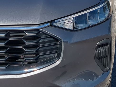 Used 2024 Ford Escape ST-Line w/ Equipment Group 301A image 9