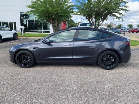 Used 2025 Tesla Model 3 Long Range RWD image 6