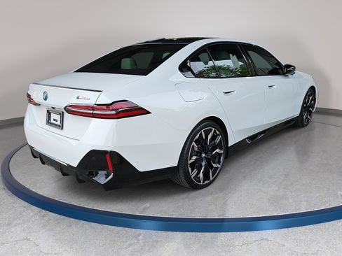 Certified 2025 BMW i5 M60 AWD/4WD image 6